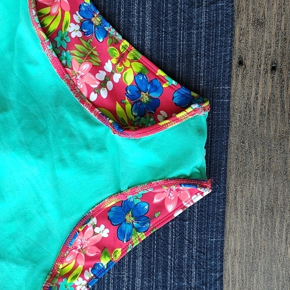 New Hollister Floral High Waist Bikini Set Size M - Picture 4 of 8